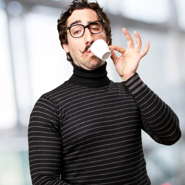 Pédant homme prendre un café — Photo