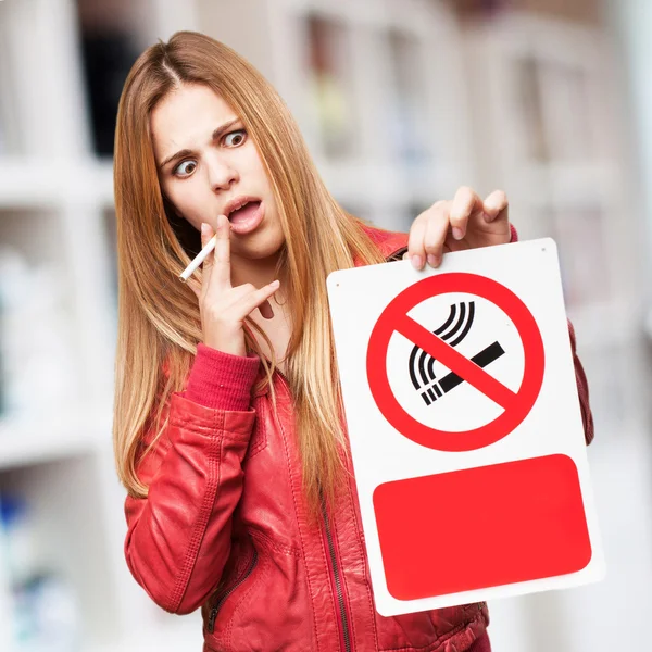 Blond woman no smoking — Stock Photo, Image