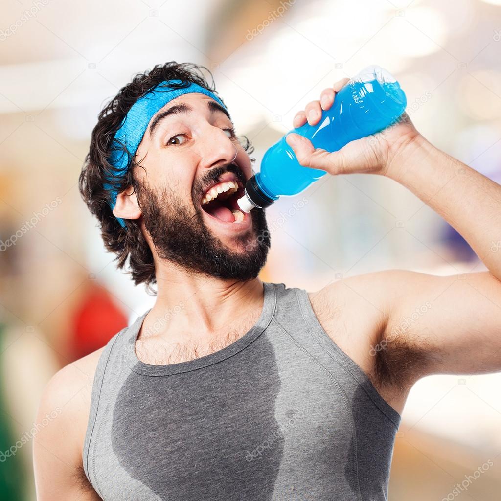 sportsman drinking water