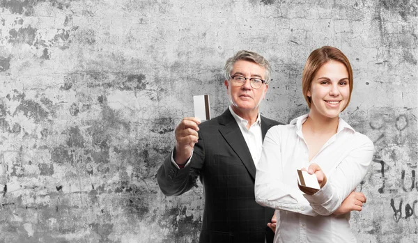 Donna bionda con carta di credito — Foto Stock