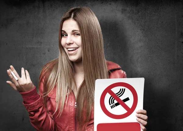 Blond woman no smoking — Stock Photo, Image