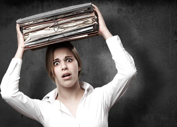 Blond woman with files — Stock Photo, Image