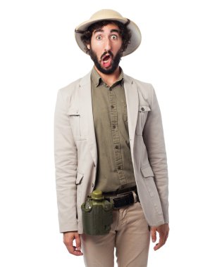 deli explorer adam şaşırmış