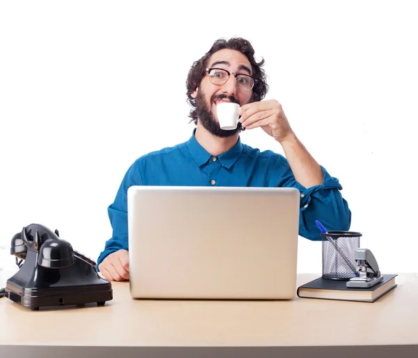 Geschäftsmann mit Laptop und Kaffee — Stockfoto