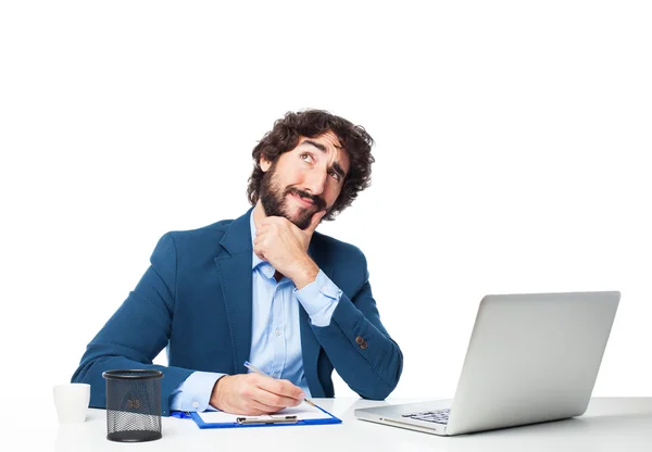 Geschäftsmann mit Notebook und Laptop — Stockfoto