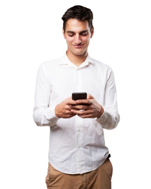 cep telefonu ile mutlu bir genç adam