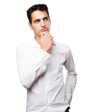 Mutlu genç adam düşünme