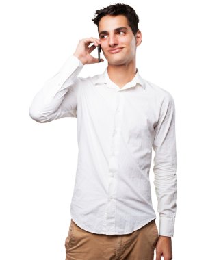 cep telefonu ile mutlu bir genç adam