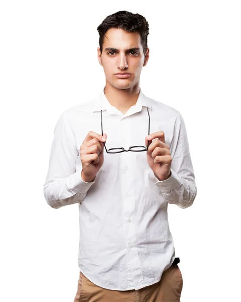 Hrdý mladý muž s brýlemi — Stock fotografie