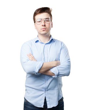 Challenge gururlu genç adam poz