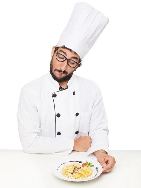 Orgulhoso cozinheiro com macarrão — Fotografia de Stock