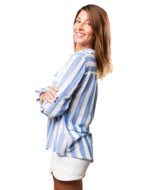 Gülümseyen genç kadın