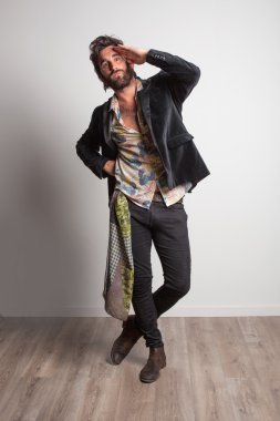 Studio poz rock müzisyeni