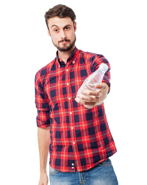 Su şişesi ile gurur genç adam — Stok fotoğraf