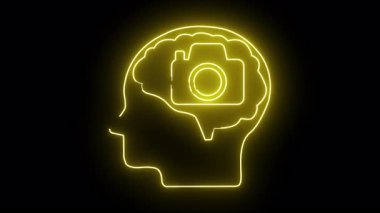 Siyah arkaplanda bir beyin ve kamera simgesinin sarı neon çizgisi