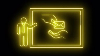 Siyah arkaplanda el değiştiren bir ekranın yanındaki kişinin sarı neon çizgisi