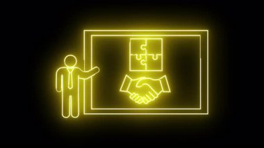 Neon sarısı çizgili kişi yapboz el sıkışma simgeleriyle tahtaya işaret ediyor