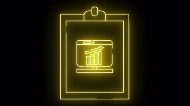 Aydınlatılmış neon sarı pano yükselen bir grafiği gösteren bir bilgisayar ekranı gösterir