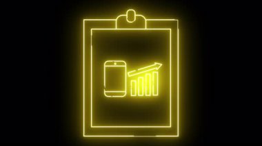 Akıllı telefonlu sarı neon pano ve siyah arkaplanda yükselen trend çubuk grafiği