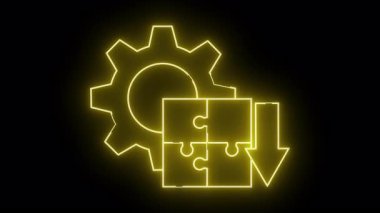 Yapboz parçalarıyla parlayan neon bir sarı dişli ve siyah arka planda aşağı bakan bir ok.