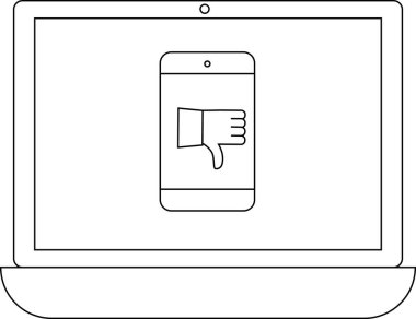 Bir dizüstü bilgisayar ekranı, dijital bağlamda onaylamamayı ya da olumsuz geri bildirimi sembolize eden, başparmağından aşağı simgesi olan bir akıllı telefonu gösterir..