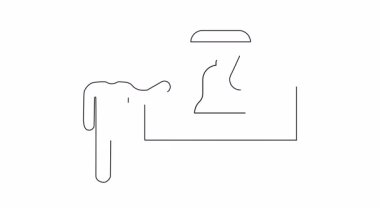 Bir kişi, dijital iletişim ve yazılım arayüzlerindeki anlamını ve kullanımını açıklayan bir uyarı çan simgesi sunar.