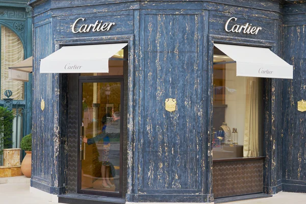 Na zewnątrz luksusowego sklepu Cartier obok słynnego kasyna Monte Carlo, Monako. — Zdjęcie stockowe