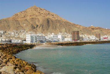 Al Mukalla, Yemen Kızıldeniz kıyısında.