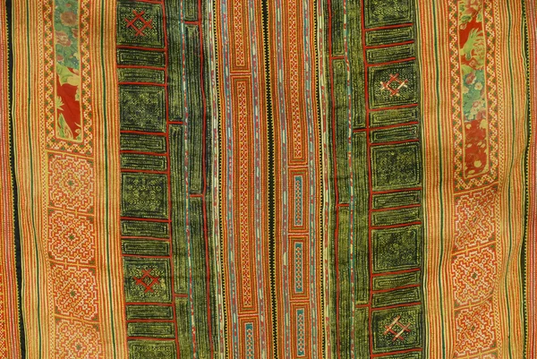 黑庙 (苗族) 少数民族传统妇女的服装，沙巴，越南的纺织细节. — 图库照片