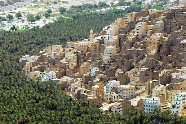 查看到 Seiyun 市，Hadramaut 谷，也门. — 图库照片