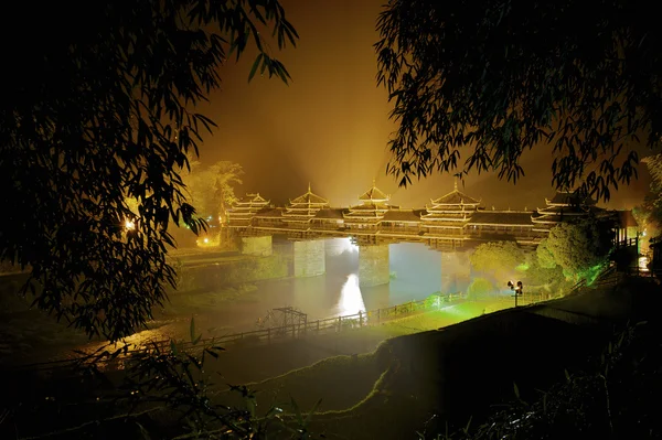 Chengyang Köprüsü'nde gece, Guangxi, China
