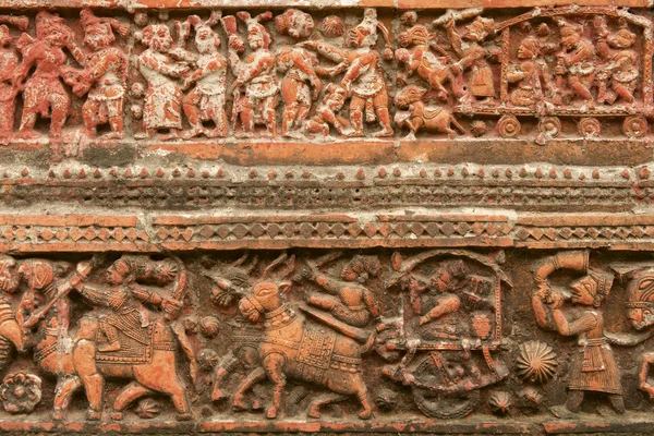 Figuras de Terracota no Templo Pancharatna Govinda em Putia, Bangladesh . — Fotografia de Stock