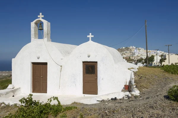 Petite église rurale près de Pyrgos, Santorin, Grèce . — Photo