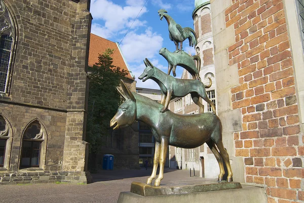 Exterior da estátua da cidade Músicos de Bremen em Bremen, Alemanha . — Fotografia de Stock