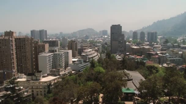 Blick auf die Stadt Santa Lucia vom Aussichtspunkt Santa Lucia in Santa Lucia, Chile. — Stockvideo