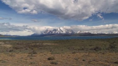 Güzel sahne Torres del Paine Milli Parkı, Patagonia, Şili.