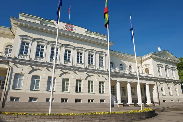 Exterior del palacio presidencial en la ciudad de Vilna, Lituania . — Foto de Stock