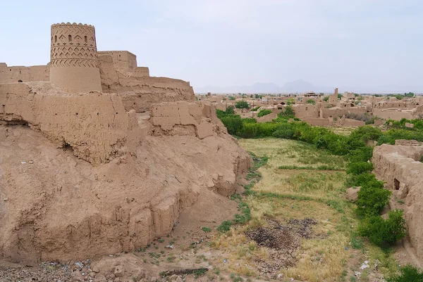 Zobacz do budynków Glina i starej twierdzy Yazd, Iran. — Zdjęcie stockowe