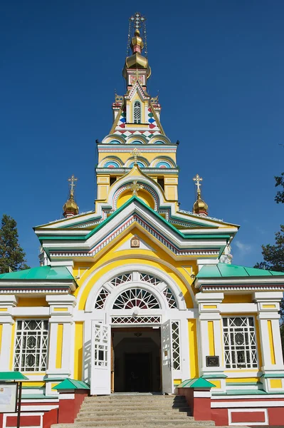 Exterior of the Ascension Cathedral in Almaty, Kazakhstan. — Zdjęcie stockowe