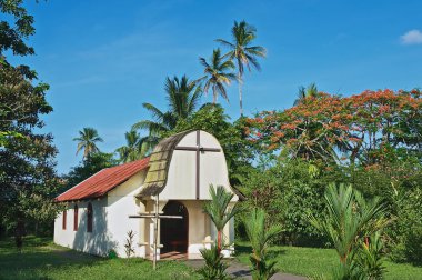 Dış Tortuguero, Kosta Rika şehirdeki küçük Katolik Kilisesi'nin.