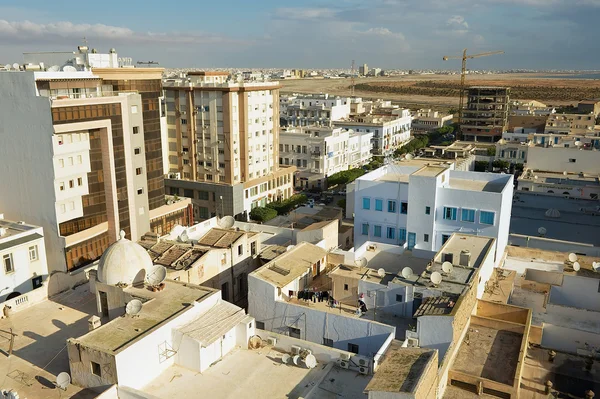 Blick auf die Gebäude des Wohngebiets sfax in sfax, tunesien. — Stockfoto