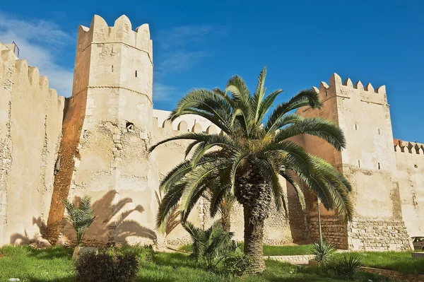 Duvar ve kuleleri Sfax Medine Sfax, Tunus için görüntüleyin.