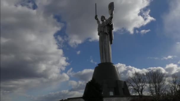 Батьківщина гігант сталі пам'ятник в Timelapse. — стокове відео