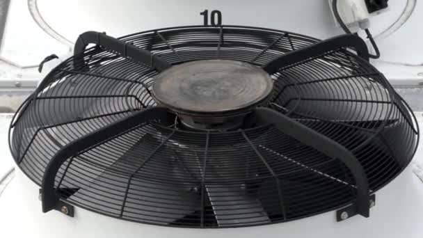 Ventilateur d'extraction d'air. Gros plan . — Video