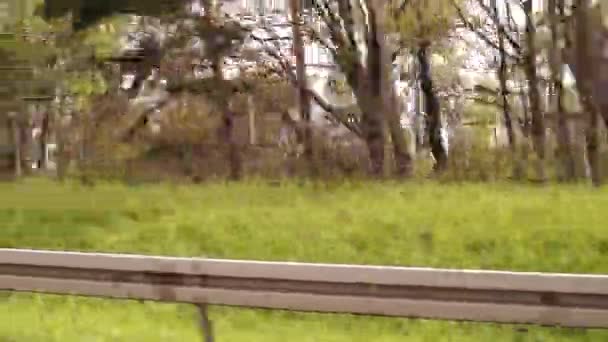 Krajina z okna auta při jízdě. — Stock video