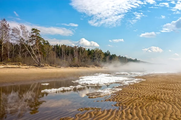 Spring landscape on the Siberian river Ob — Stock Photo, Image