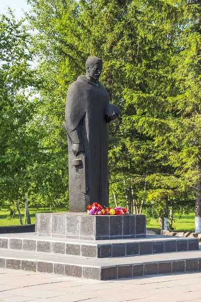 Мемориал и прогулка по городу Каргат погибли в секунду — стоковое фото