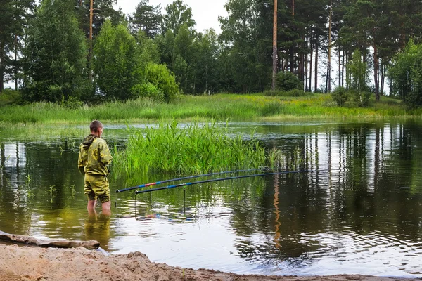 Sommar fiske på floden Ob i Sibirien — Stockfoto