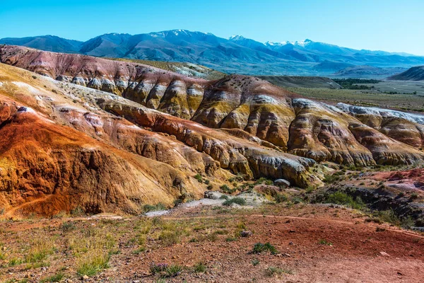 Paesaggi Marziani Kyzyl Chin Montagne Multicolore Vicino Villaggio Chagan Uzun — Foto Stock