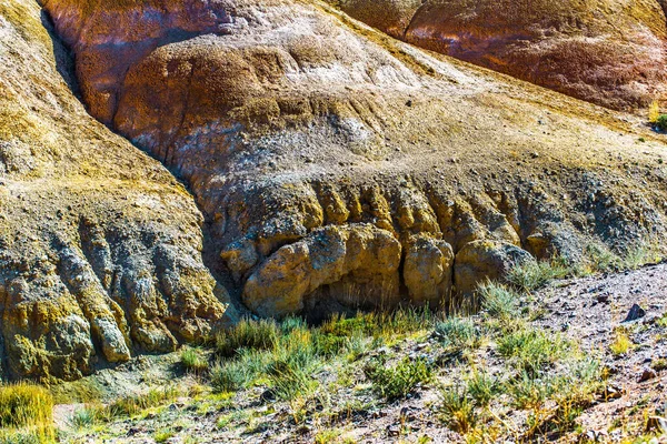 Kyzyl Chinの火星の風景 アルタイ共和国コシュ アガチ地区のチャガン ウズン村付近の多色の山々 ロシア 南シベリア — ストック写真